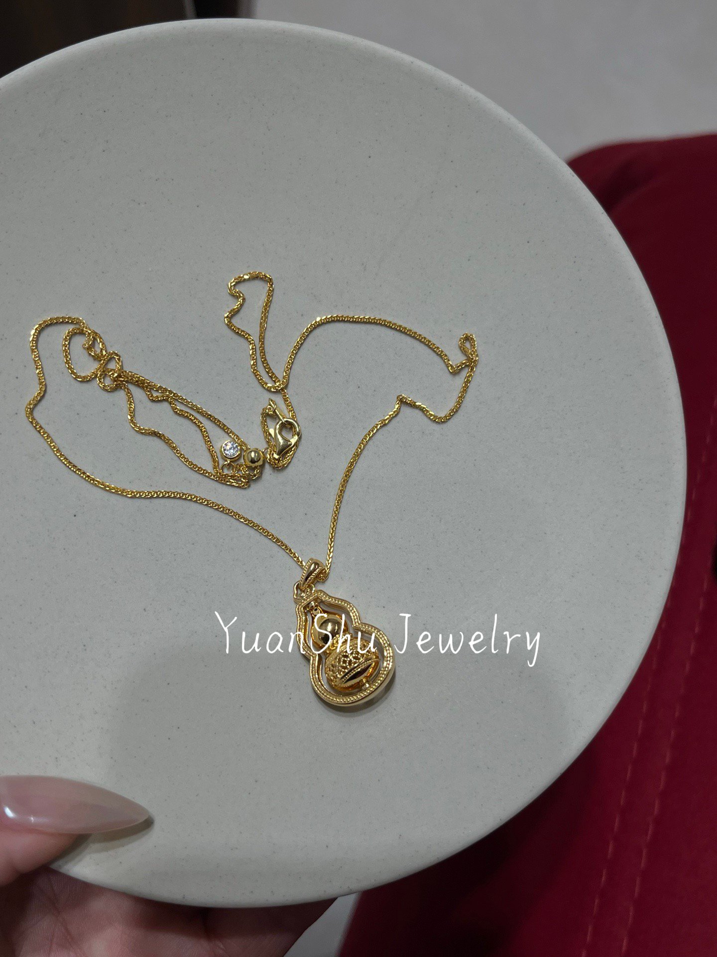 Necklace-Golden Spinning Gourd - Image 3